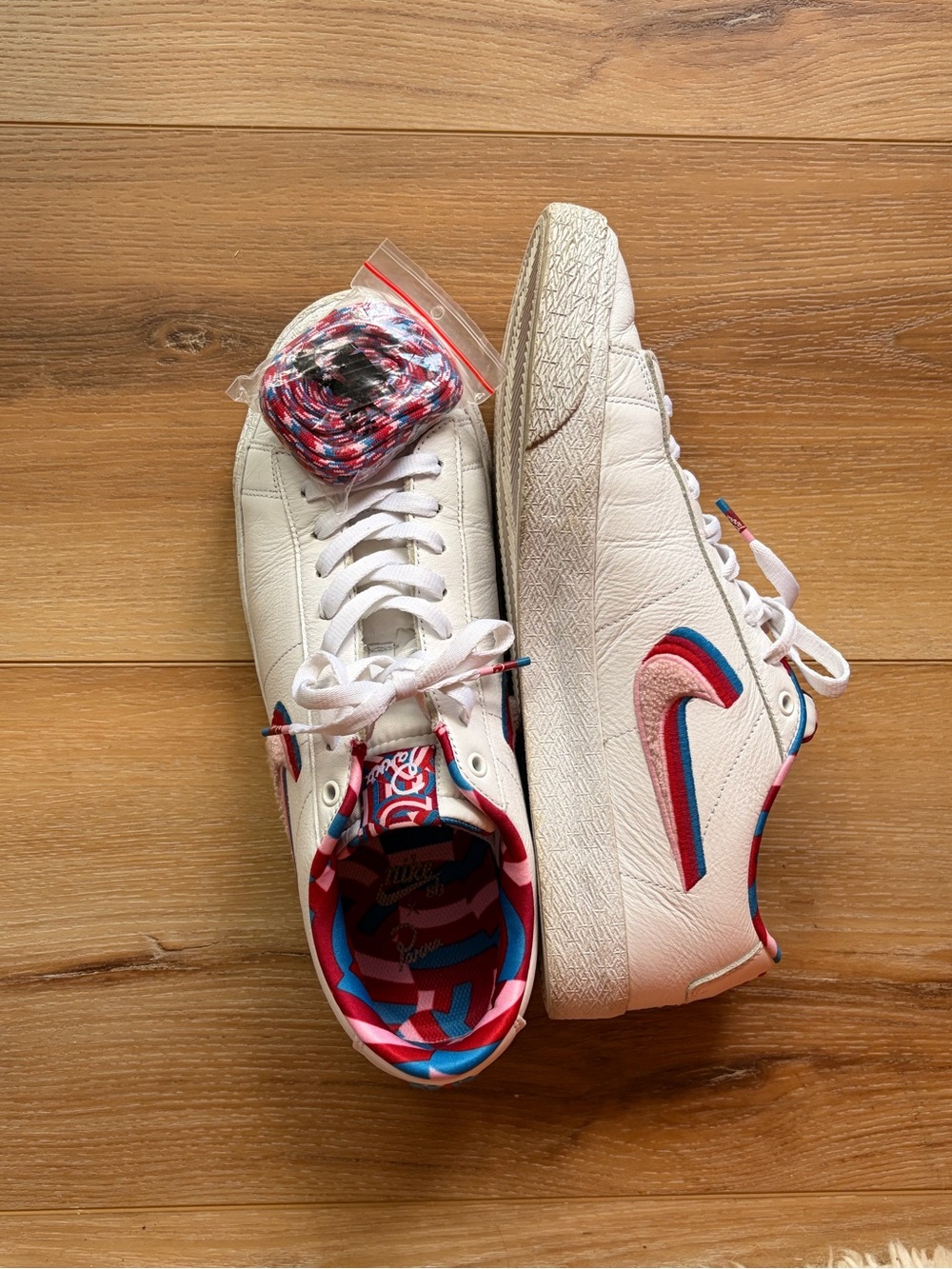 NIKE SB Parra skate shoe USMens Size 12